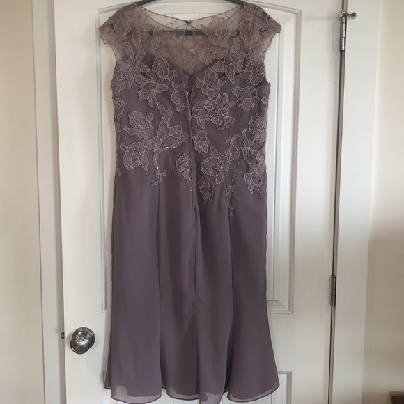 Cameron Blake by Mon Cheri Mother of the Bride Dress - Size 16 - Picture 4 of 9